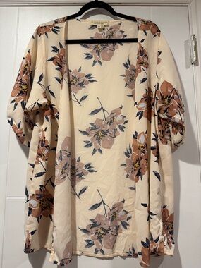Saltwater LUX Floral Kimono | One Size | EUC